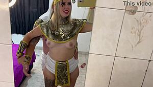 Amateur Brown Eyes Moaning with Big Ass and Tits