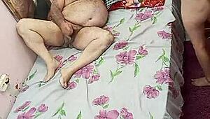 novinha gets eaten by old hairy bodybuilder in lingerie 😈