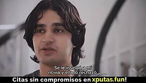 Caramba, dois caras fodem uma loira quente sub espanhola em ação dupla selvagem!