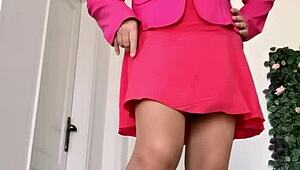 Гигантша бабуля Мария вырастает, ловит внука в вагинальную ролевую игру