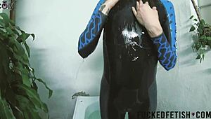 Skinny Sattira Underwater Bathtub Spandex Sexy Day