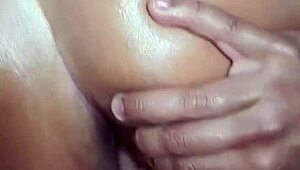 旦那が見てる前で人妻が巨根で犯される？