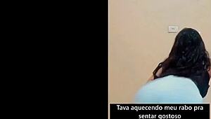 Prostitute twerks big ass in tight shorts