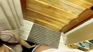 義姉との浮気で悶絶ディープスロートフェラチオ