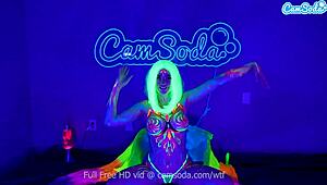 Watch Jewelz Blu masturbate with dildo on webcam?