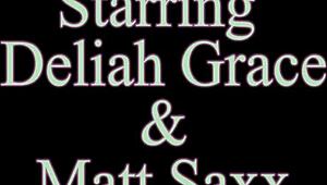 Rozvedená nevlastní teta Deliah Grace prozrazuje špinavá stará tajemství