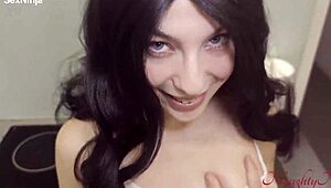 I fucked my cleaner lady without any complaints