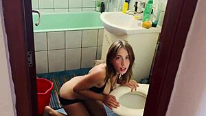 i watch hot babe get piss in throat and facefucked then eat sperm