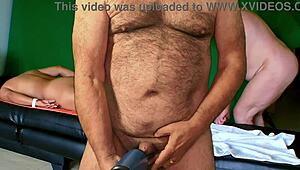 Sıcak üçlü masaj önizlemesi Agarabas ve Olpr ile yoğun aksiyon için