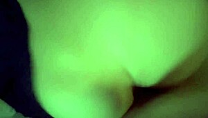 My boyfriend invites me to watch the game.