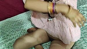 Sauteli Behen Takes Bhai's Long Cock in Her Wet Chut for Hard Ride