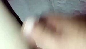 PREGNANT MILF SLAPPED QUICKLY ON HER PUSSY