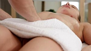 Awesome massage turns into creampie with kristi deep