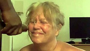 Yo babičko, připravená na obličej od velkého černého ptáka?