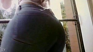 natalia oreiro dances with sexy, intriguing moves