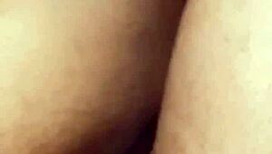 نيك بقوة من زب غير مختون كافر حرام في مشهد عربي