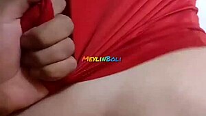 My cuñadita whispers for me to finish inside during real amateur homemade banging.