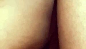 نيك بقوة من زب غير مختون كافر حرام في مشهد عربي