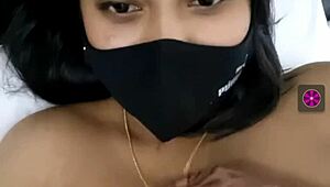 Indian Girl Live Sex Video!