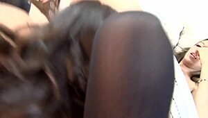 I Dive into Passionate Orgy with Wet Pussies Dripping in Quick Sex