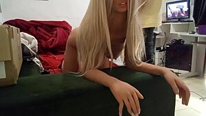 enteada enganada por padrasto pervertido, usando educação sexual com brinquedo. como isso aconteceu?