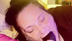 Hot Thick Midget Suck And Slurping On BBC In Bedroom