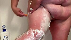 sexy bbw leg pussy and ass shaving 😍