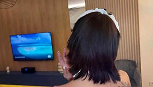 Hej, chceš se zmáčknout s Veronikou Leal v zakázané hře?