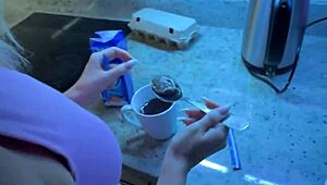 Sexy alice blows boyfriend in kitchen cumload