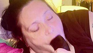 Hot Thick Midget Suck And Slurping On BBC In Bedroom