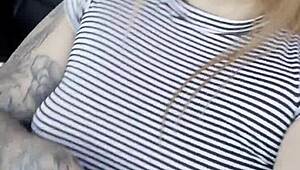 She masturbates in taxi