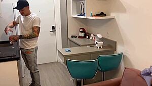 Neighbor loses key, gets fucked.