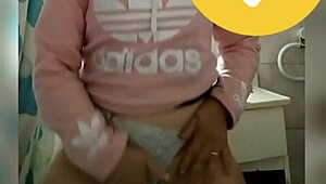 Argentinian Amateur Shows Off Her Ass