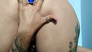 loira casada se masturbando em vídeo caseiro 😏