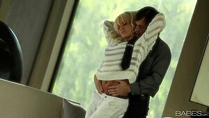 Babes Com Purple Passion London Reagan!