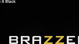 Minni Joy Gives Blowjob in Bunkbed Fantasy