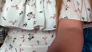 สาวสวยมาก แตะหีธรรมชาติของตัวเอง