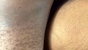 Jeg elsker hvordan han penetrerer min fisse