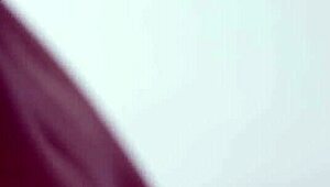 li moon, show me that hot body naked?