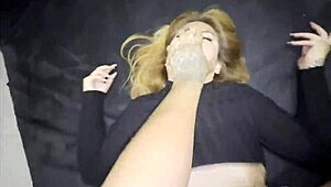 Hard sex and spanks for big-ass unfaithful woman