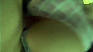 la secretaria putita se deja coger por aumento de sueldo