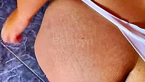 Fodendo a empregada nova, he whispers, you young redhead beauty, ready for this?