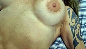 personal safado me comeu na salinha da academia, wet tits and pussy with big blonde blowjob