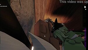 Het jente knullet gjennom ripe i jeansene