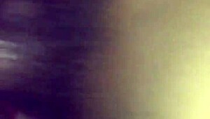 Island freak enjoys intense squirting session.