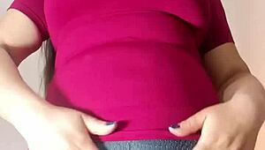 Colombian Latina Madrastra Masturbates With Giant Cameltoe