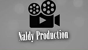 Amateur Latina Excited Pamer Tubuh di Kamera