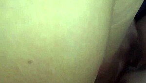 Indian girlfriend gets creampie in homemade close-up.