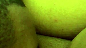 Wow, muff diving and licking pussy on holiday!