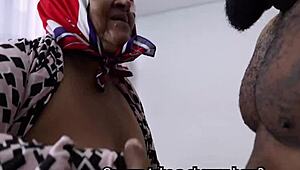 bisakah ibu bbw 73 tahun tangani bbc di pantatnya?